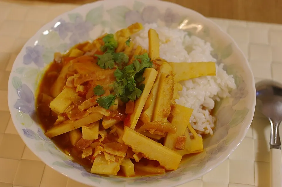 Bamboo shoot curry served on rice